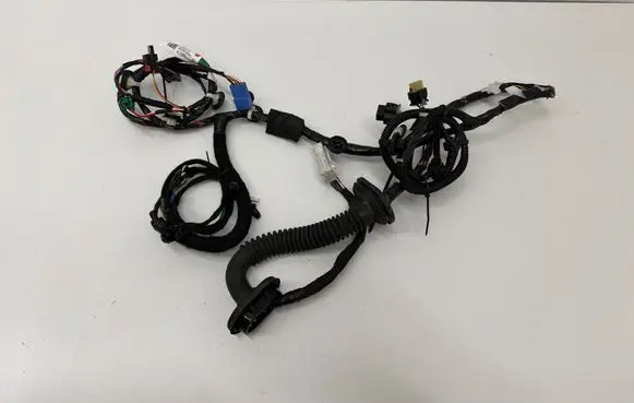 Tesla Model 3 Front door wiring loom 30679570 HBT220374D0225