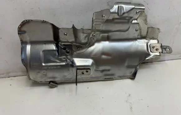 Mercedes-Benz E W213 Other engine bay part A6541422200