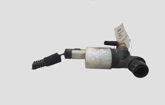 Peugeot 307 Windscreen/windshield washer pump 8200067015