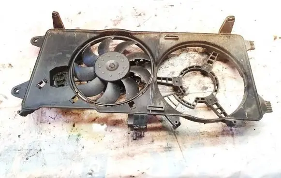 Fiat Doblo Radiator cooling fan shroud 841800300