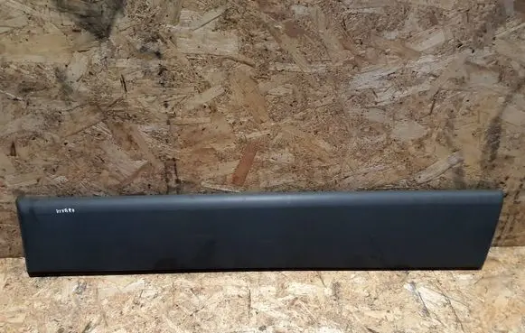 Opel Vivaro Sliding door trim (molding) 8200036081 9165344