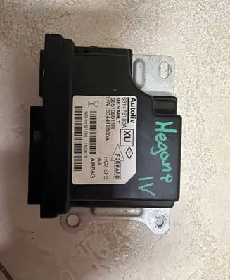 Renault Megane IV Airbag control unit/module 631475100A 985108011R 634412300A