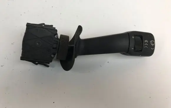 BMW 5 E39 Wiper switch 8352013 01200900