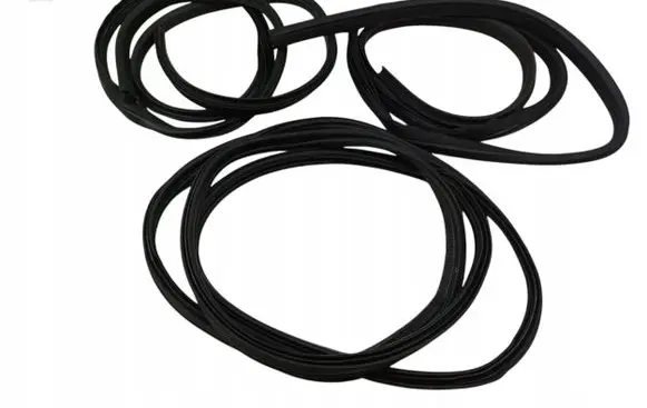 Ford S-MAX Rubber seal front door (on door) 