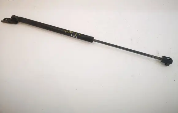 KIA Sorento Tailgate/trunk strut/damper 817713E020