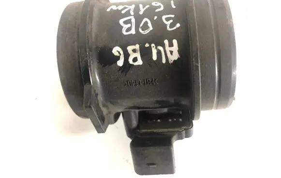 Audi A4 S4 B6 8E 8H Mass air flow meter 06C133471A