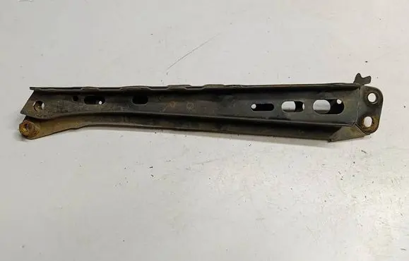 Toyota Verso Front bumper foam support bar 3258181