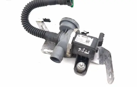 BMW 2 Active Tourer U06 Fuel tank valve 9884310