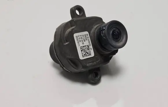 BMW 5 GT F07 Front bumper camera 9240352 908330 0090070111