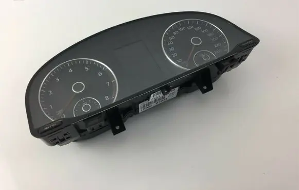 Volkswagen Touran II Speedometer (instrument cluster) 1T0920875H Z1907