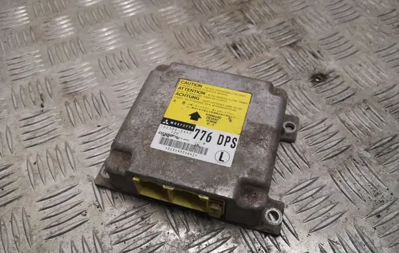 Mitsubishi Pajero Airbag control unit/module MR472776