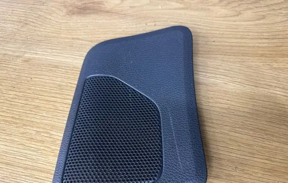 Volvo V70 Parcel shelf speaker trim grill 1882