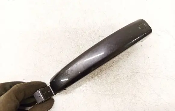 Audi A4 S4 B8 8K Front door exterior handle 8T0837205A
