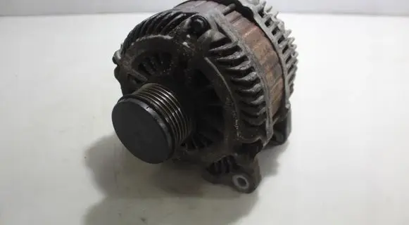Renault Laguna III Generator/alternator A004TJ0582