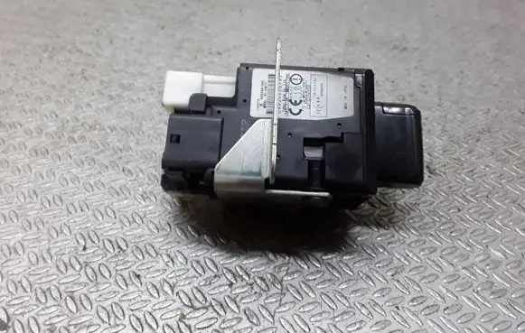 Toyota Corolla Verso AR10 Ignition lock 626399000