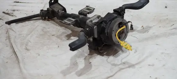Opel Speedster Steering wheel axle 26015589