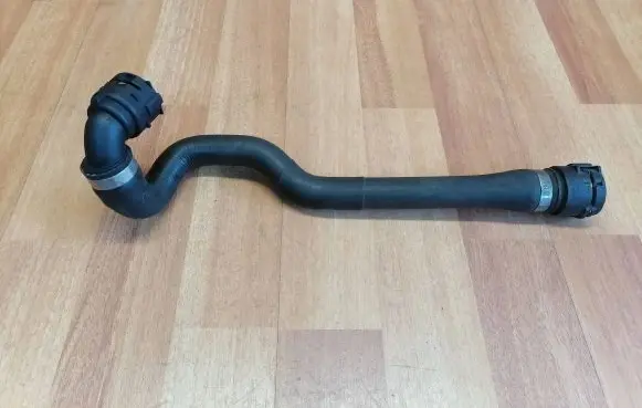 BMW 1 E81 E87 Engine coolant pipe/hose 7788883 17127788883 14837810H
