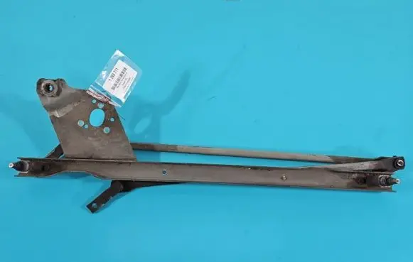 Front wiper linkage