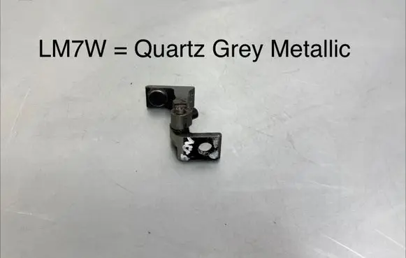Audi Q7 4M Rear door upper hinge A046574