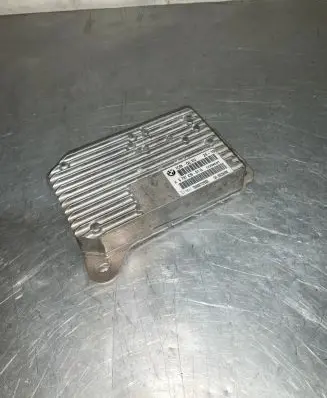 BMW 7 F01 F02 F03 F04 Air suspension control unit module (rear) 6797439
