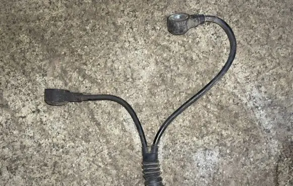 BMW 5 E39 Detonation knock sensor 1703592 1703276