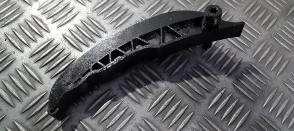 BMW 3 E90 E91 Slide rail for timing chain 11312249626 11.31-2249626