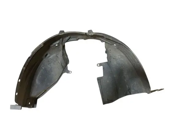 Front wheel arch liner splash guards