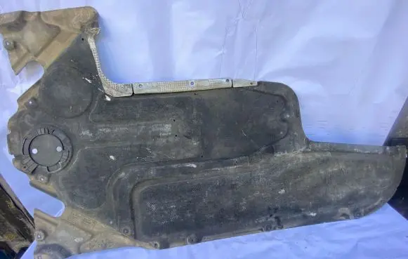 BMW 6 F12 F13 Front underbody cover/under tray 74850610