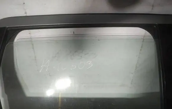 Peugeot 4007 Rear door window glass as2
