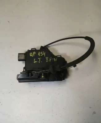 Volkswagen Up Rear door lock