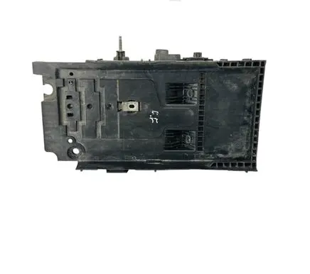 Ford Fusion II Battery tray DG9310723A