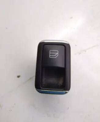 Mercedes-Benz C W204 Electric window control switch A2048707358