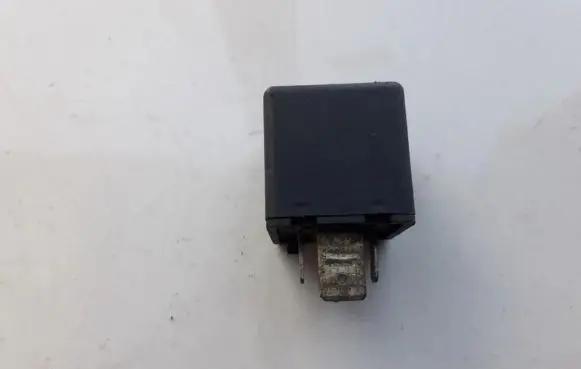 Alfa Romeo 156 Other relay 7752313 a727516