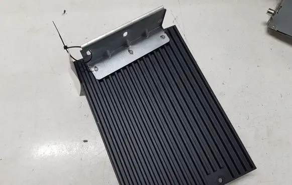 Jaguar XF X250 Sound amplifier 6H5218C808CD R9KWD