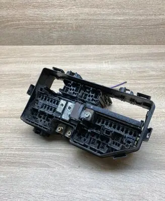 Honda CR-V Fuse module T0AA011