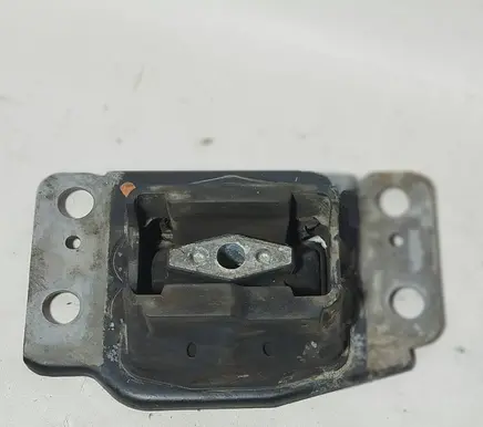 Ford Mondeo MK IV Engine mount bracket 7G917M121BA