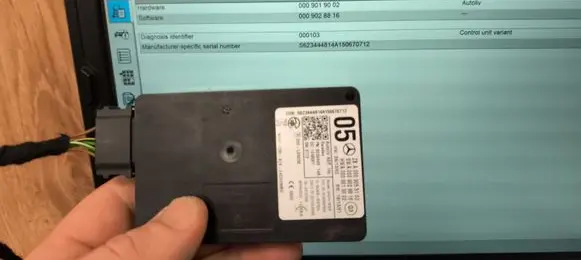 Mercedes-Benz C W205 Distronic sensor radar A0009055103 A0009028816