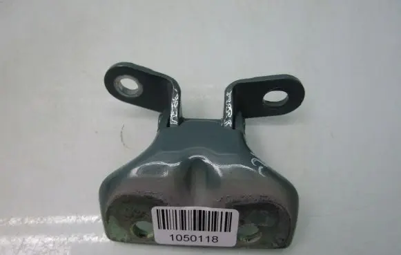 Hyundai Bayon Rear door upper hinge