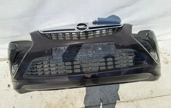 Opel Zafira C Front bumper