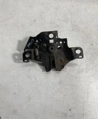 Toyota Prius (XW30) Front door lock