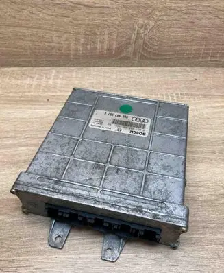 Audi A4 S4 B5 8D Engine control unit/module ECU 8D0907557C 0261203938