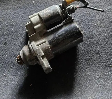 Seat Ibiza I (021A) Starter motor 0001120406 02T9U023R