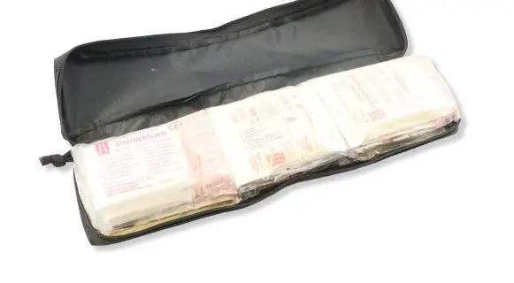 BMW M5 First aid kit 7276541 51497276541