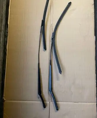 Skoda Superb B8 (3V) Windshield/front glass wiper blade 3V19554093V1955410