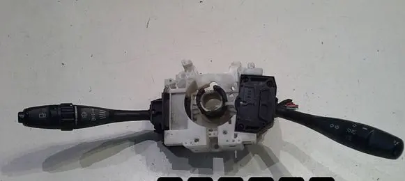 Mitsubishi Space Star Other switches/knobs/shifts mr368915
