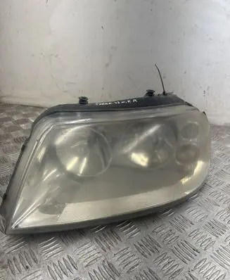 Volkswagen Sharan Headlight/headlamp 0301182201