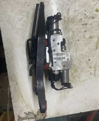 BMW X5 E70 Active stabilizer control unit 6772311 01075273H