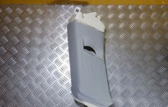 Audi Q7 4M (B) pillar trim (top) 4M0867288