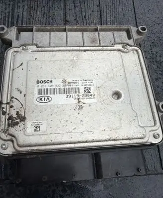 KIA Ceed Engine ECU kit and lock set 0261S05832 391192B040