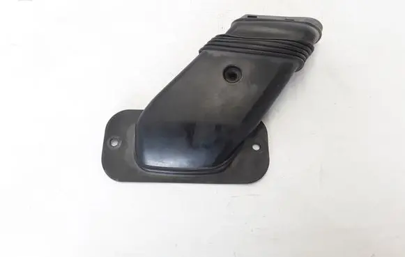 Volvo C70 Air intake duct part